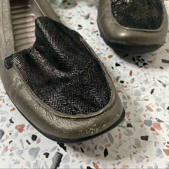 Academia Preppy Loafers Glitter Metallic Slip On 9.5 Timeless Comfortable Insole - Picture 8 of 11